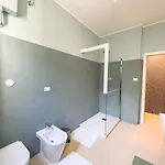 アパート Viale Miramare 157 Tirabora Short Rent トリエステ