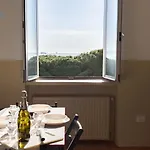 Viale Miramare 157 Tirabora Short Rent * トリエステ