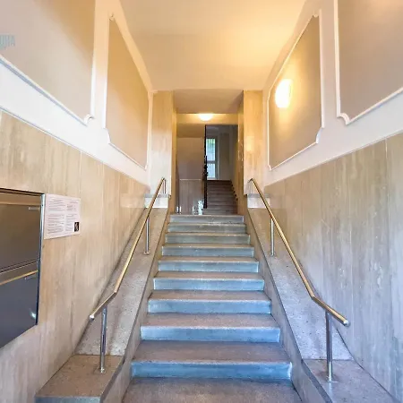 Апартаменты Viale Miramare 157 Tirabora Short Rent