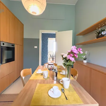 Viale Miramare 157 Tirabora Short Rent Appartement Trieste