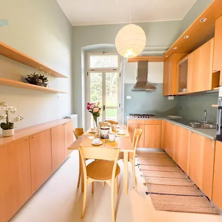 Lägenhet Viale Miramare 157 Tirabora Short Rent *