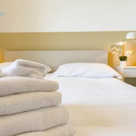 Viale Miramare 157 Tirabora Short Rent Апартаменты